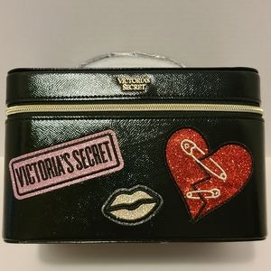 Victoria's Secret Broken Heart vanity